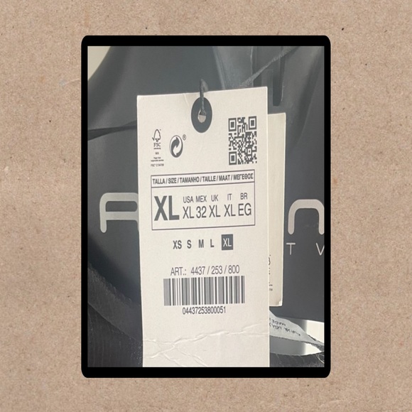 Zara silky floral blouse. Size XL. - Picture 4 of 5